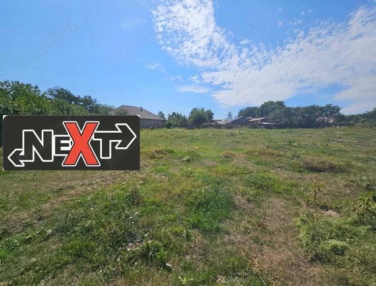 Parcele de teren Comuna Girov - 2