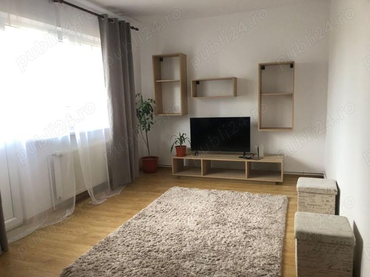 Dau in chirie apartament 3 camere 400 - 8