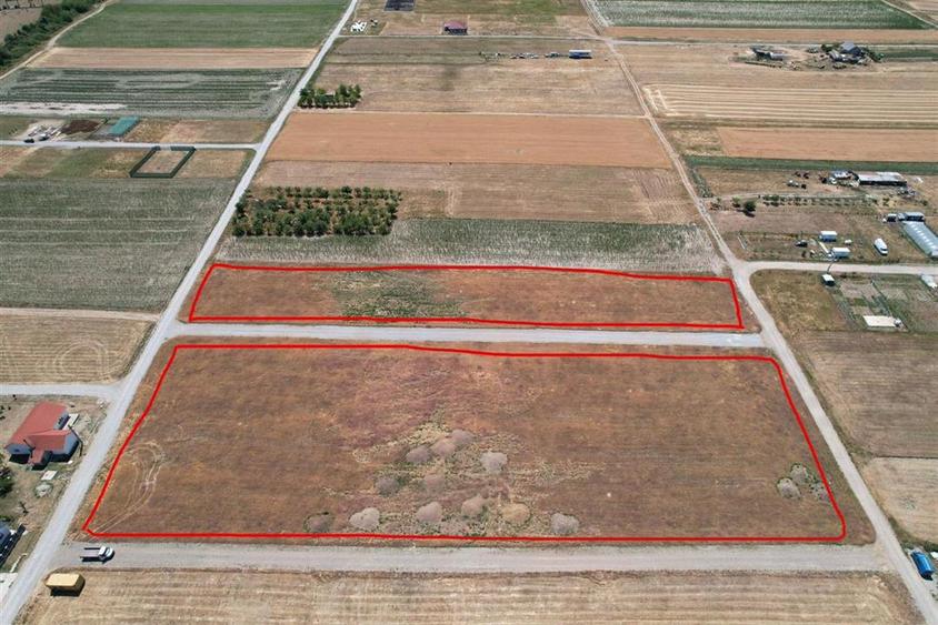 RECO TEREN INTRAVILAN DE VANZARE IN CIHEI - 3