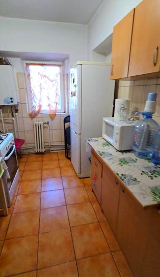 Apartament 4 camere, ETAJ 2, 92 mp, 2 bai, 2 balcoane, centrala termica, Dacia - 2