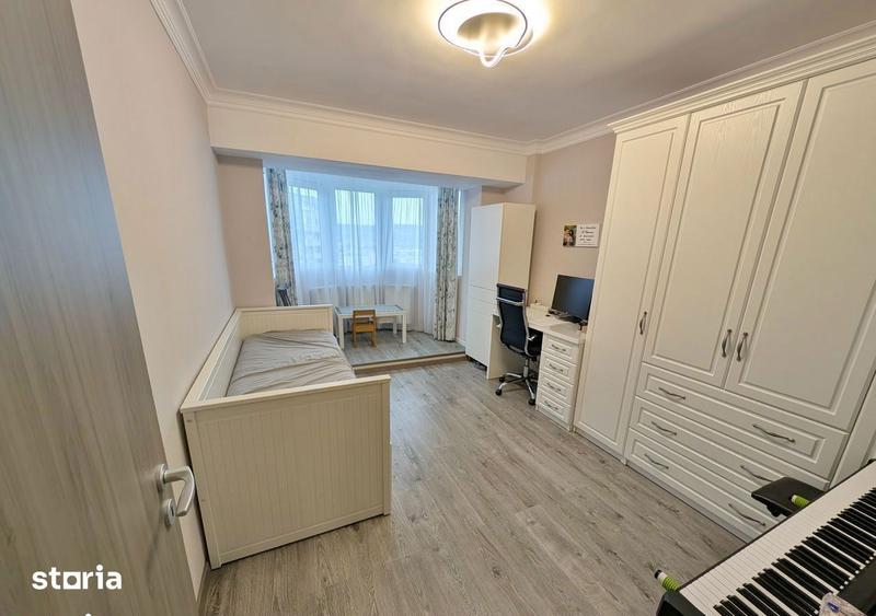 Apartament cu 3 camere decomandat, mobilat în Mărăști