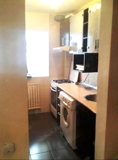 Titan, Auchan, Iris Mall - 1