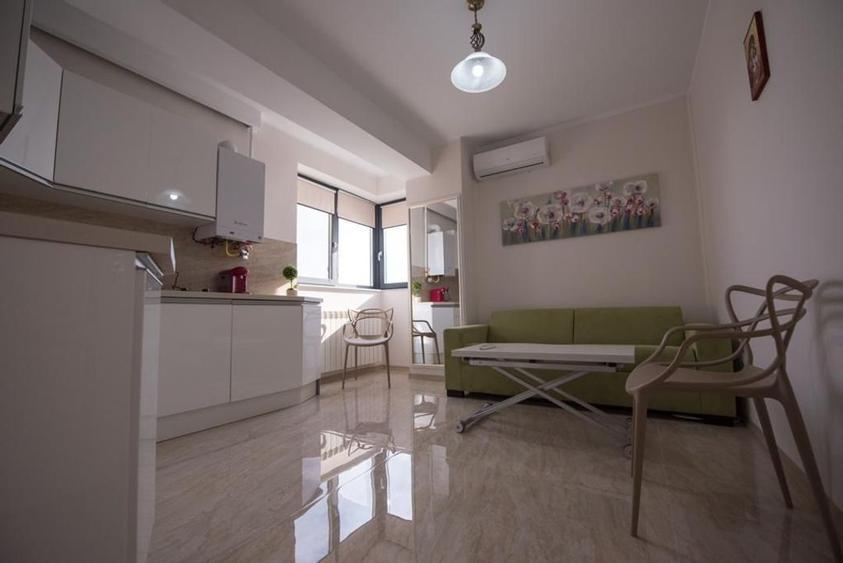 APARTAMENT 3 CAMERE MAMAIA CU VEDERE LA LAC - 5