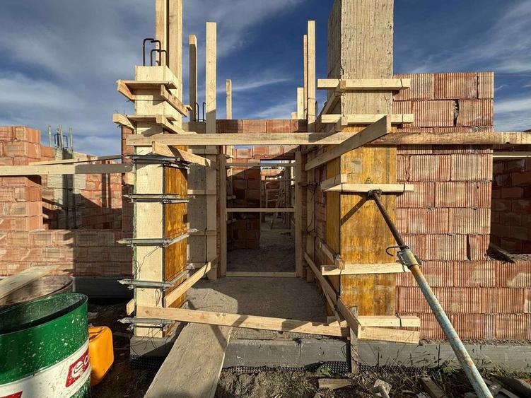 Casa 4 camere - la Rosu , Tomesti- 115mp construiti cu beci si terasa - 5