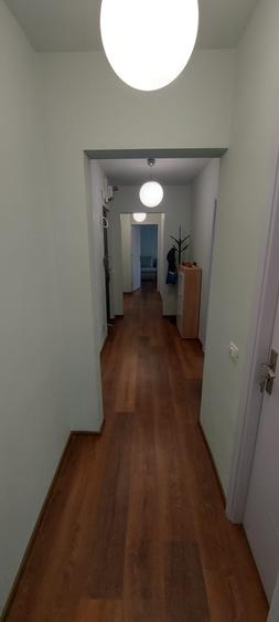 Apartament cu 3 camere decomandat în Exterior Vest