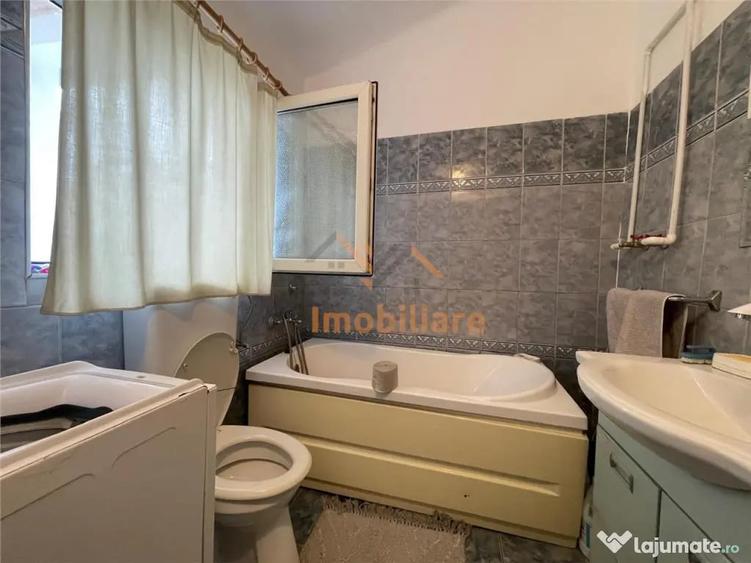 Casă cu 4 camere cu Teren 1439 Mp în Central