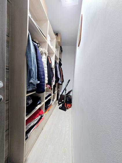 Vila tip duplex MOBILATA SI UTILATA - 4 camere - 2 bai - str asfaltata - 10