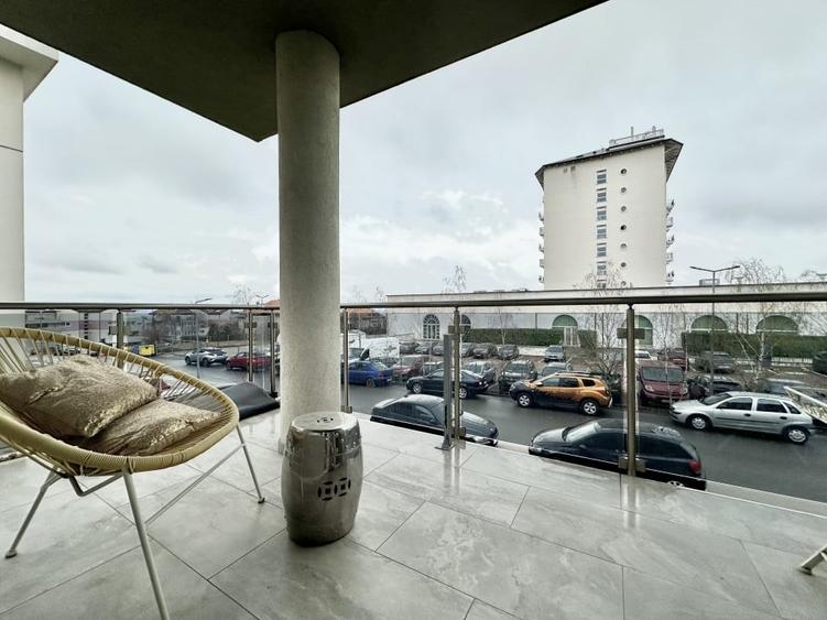 Inchiriere Apartament 2 camere, garaj, langa Grand Hotel Italia - 8