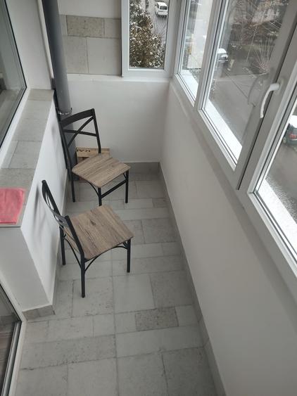 De vanzare apartament sau de inchiriat - 4