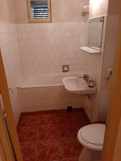 Apartament cu 2 camere decomandat , situat in cartierul Astra, Calea Bucuresti - 4
