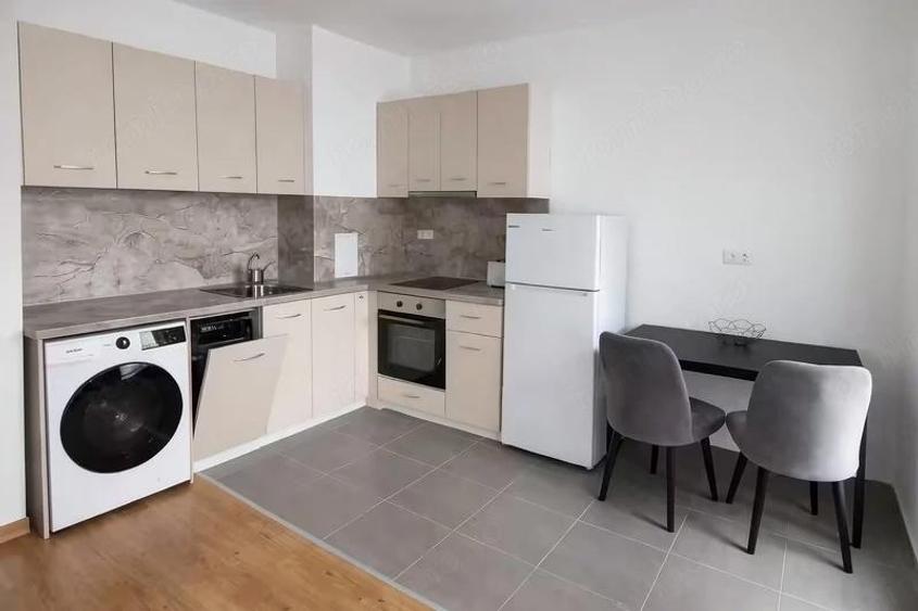 Garsoniera de inchiriat in Tractorul - 1