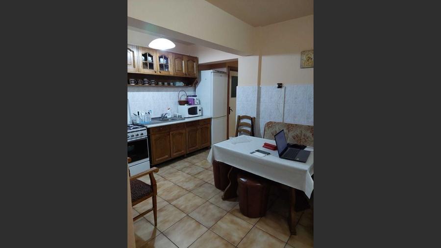 Apartament de v&acirc;nzare, Decomandat, 3 Camere, 74 mp, Satu Mare - 2