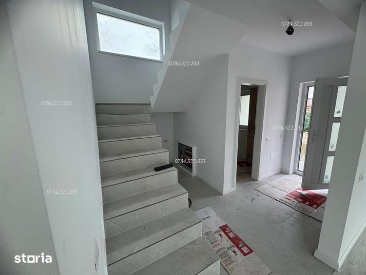 Casă cu 4 camere decomandat cu Teren 380 Mp în Berceni