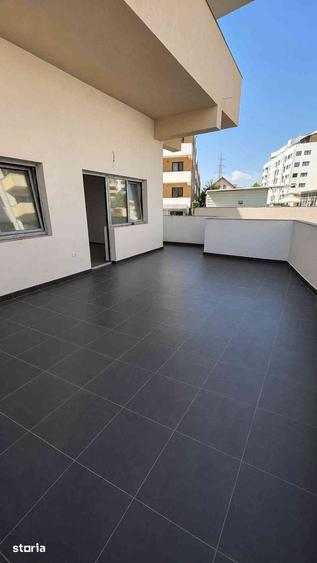 Apartament cu 3 camere în Ostroveni
