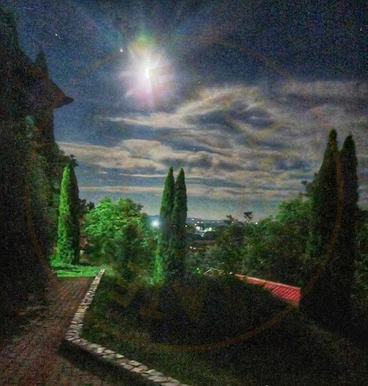 VANZARE / SCHIMB  PENSIUNE in zona de munte, langa Pestera Muierilor - 17