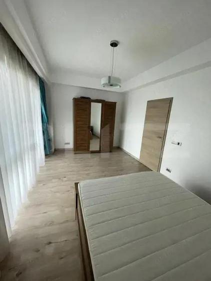 Penthouse cu 4 camere 120 mp si terasa 55 mp, zona centrala - 3