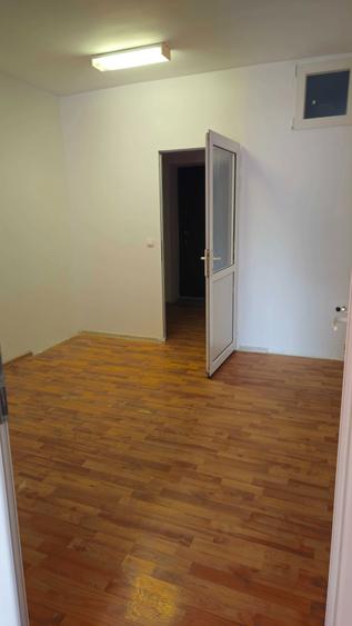 Spatiu Comercial la strada principala cu parcare individuala - 6