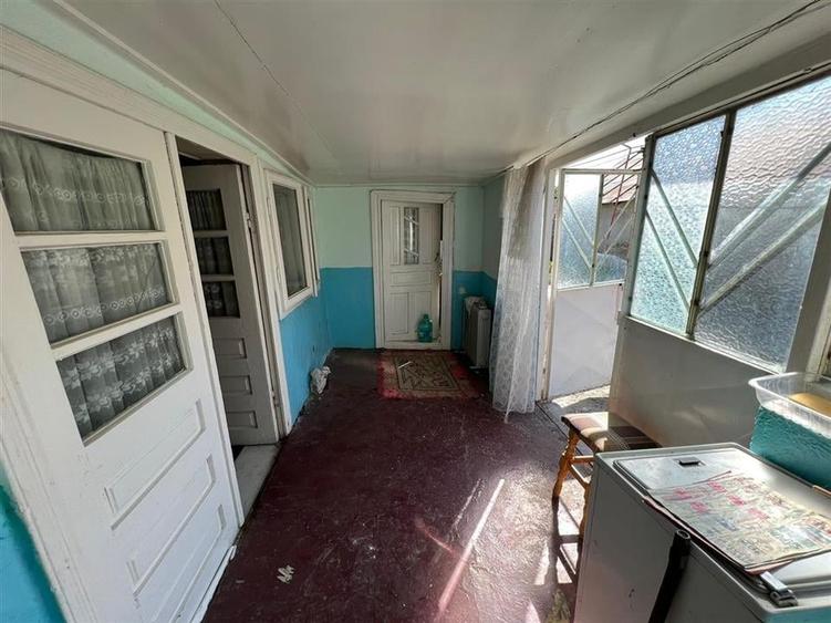 Casa batraneasca + teren 1881 mp de vanzare in Sat Milcovul - 14