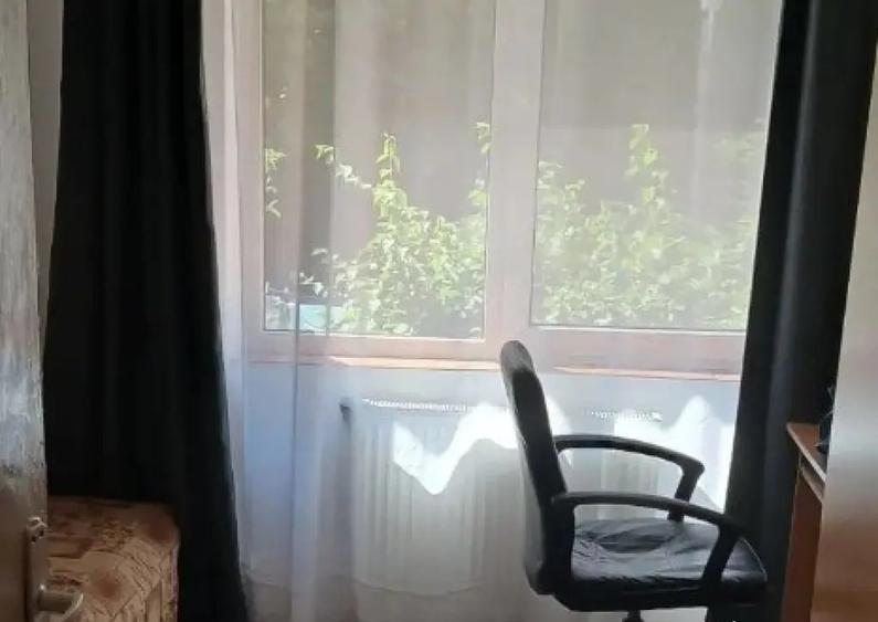 Apartament Cu 3 Camere Semidecomandate - Parter - Zona Areni - 2