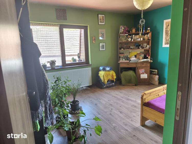Casa centrala 200 mp cu etaj, teren 595 mp in Ernei - 14