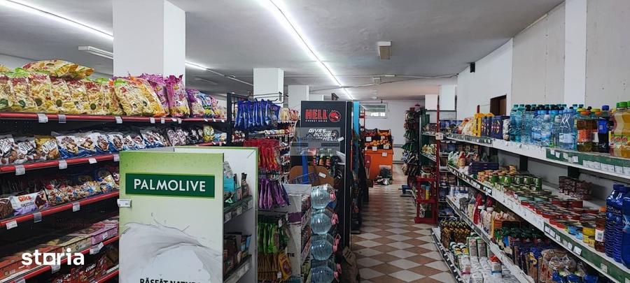 Spațiu comercial, de 330 mp, în Țifești