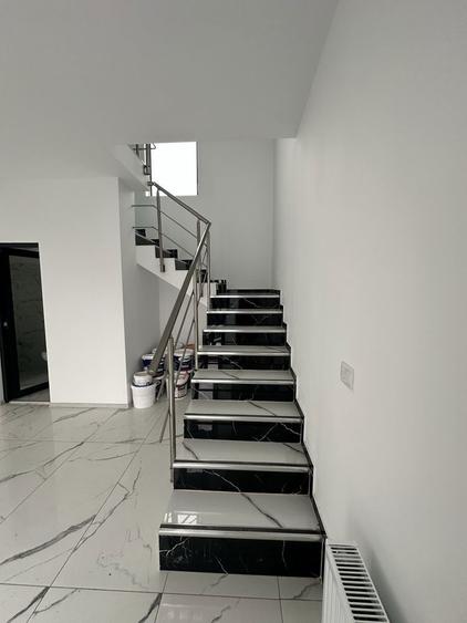 Vand casa cu etaj Vanatori - 6