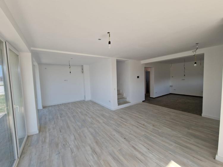 Casă modernă-inteligentă- a viitorului  și a  familiei tale ! - 13