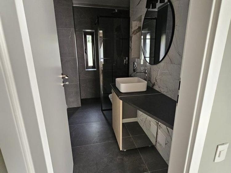 Apart 2camere , 2 bai si terasa zona 1Mai/ Domenii - 12