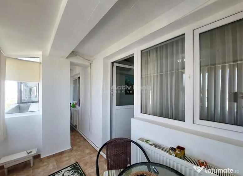 Apartament cu 3 camere semidecomandat în Ultracentral