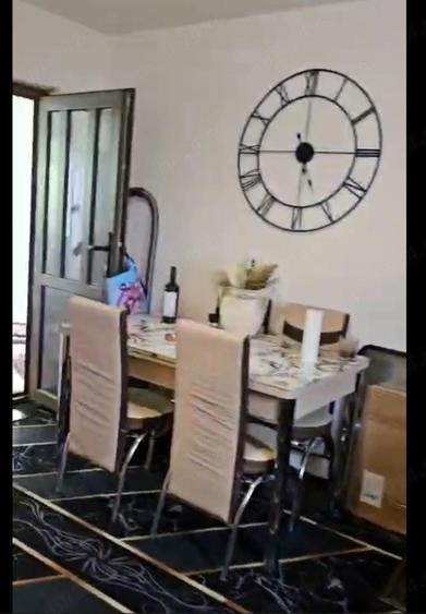 Casa mobilata ?i utilata, cu teren 1.200 mp, fotovoltaice Huawei ?i livada Capu Piscului, Arge? - 3