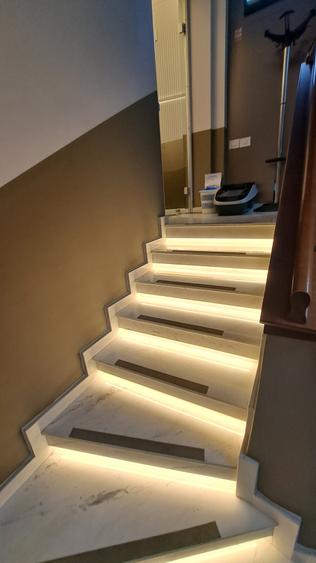 BUSINESS LA CHEIE IN VILA RENOVATA - CLINICA STOMATOLOGICA - 43