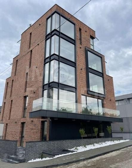 Inchiriere cladire de birouri, clinica, zona Leroy Merlin - 1