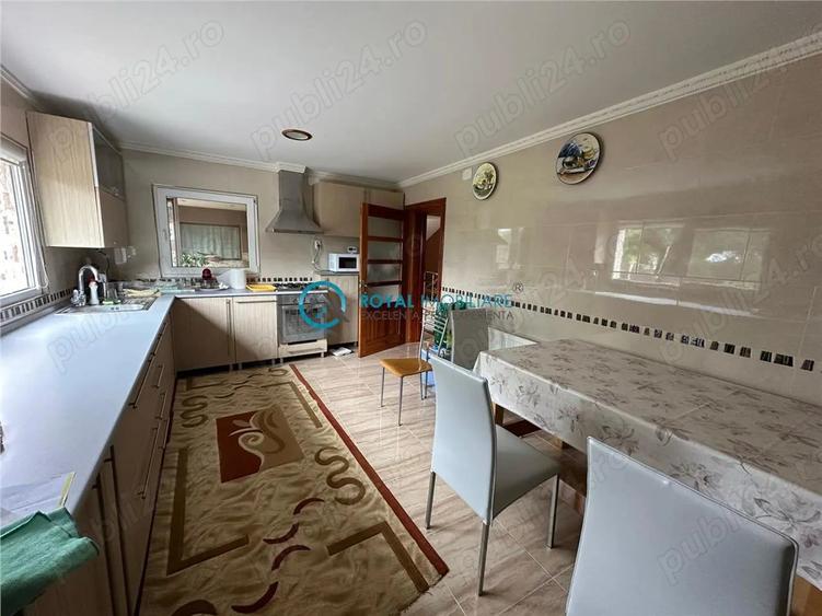 Vanzare vila lipanesti - 3