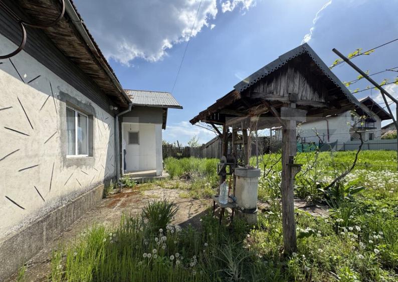 Teren intravilan, 1843 mp, front 32 ml, zona Sarbatoarea - 13