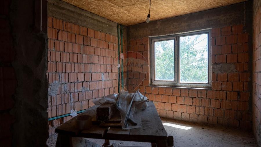 Vanzare vilă cu 5 camere Parter+Etaj, str. Magnoliei - Pantelimon - 10