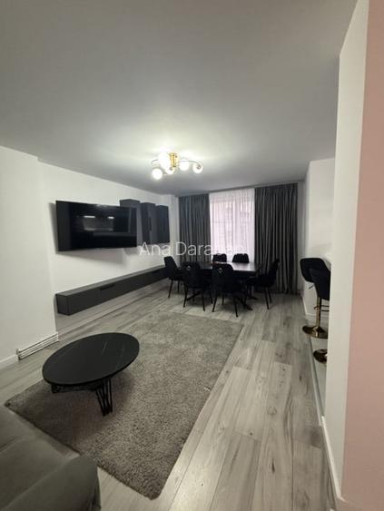 Apartament 4 camere de inchiriat