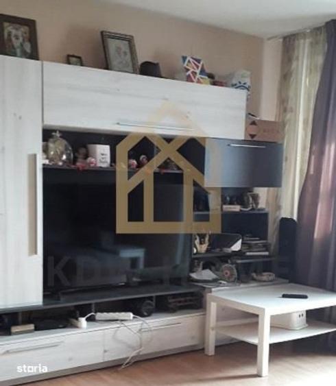 Apartament cu 2 camere semidecomandat în Colentina