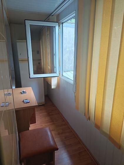 Apartament cu 2 camere semidecomandat în Micro 38