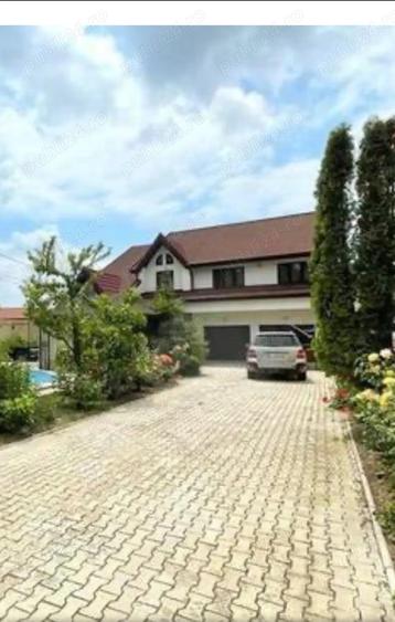 Vila deosebita cu piscina si curte 1000 mp langa Calul Balan - 4