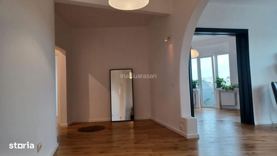Penthouse 4 camere - Ultracentral, 125 mp, nemobilat, balcon panoramic Penthouse 4 camere - Ultracentral, 125 mp, nemobilat, balcon panoramic