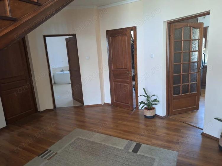 BRASADAS vinde casa individuala 8 cam teren 10 ari Unirii. - 11