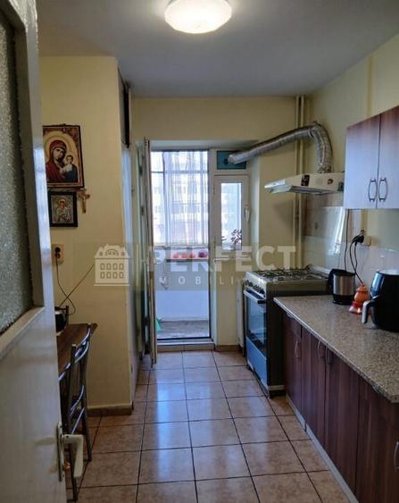 !!ocazie!!! AP.3 camere,2 bai,B-dul Bucuresti etaj 4/9 Pret 78000 eur - 8