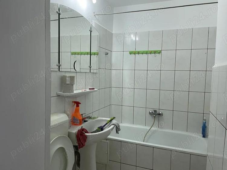 Particular inchiriez apartament 2 camere - 7