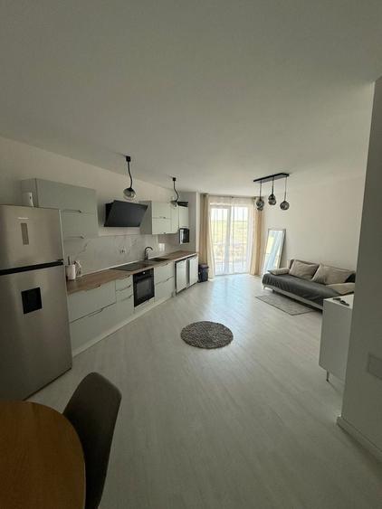 Inchiriez apartament doua camere - 2