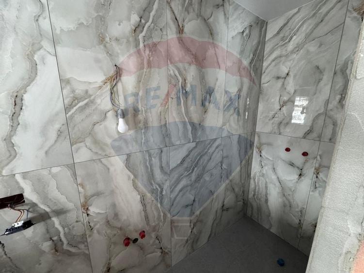 Casa  si  teren zona Balaurul - 27