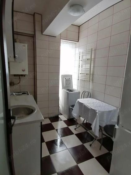 Garsoniera de inchiriat Gavana III, Pite?ti 45 mp - 4