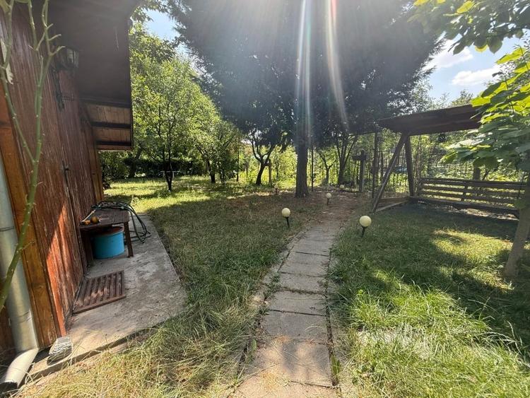 Casa individuala, spatioasa, 6 camere, 147 mp utili - zona Fratelia - 18