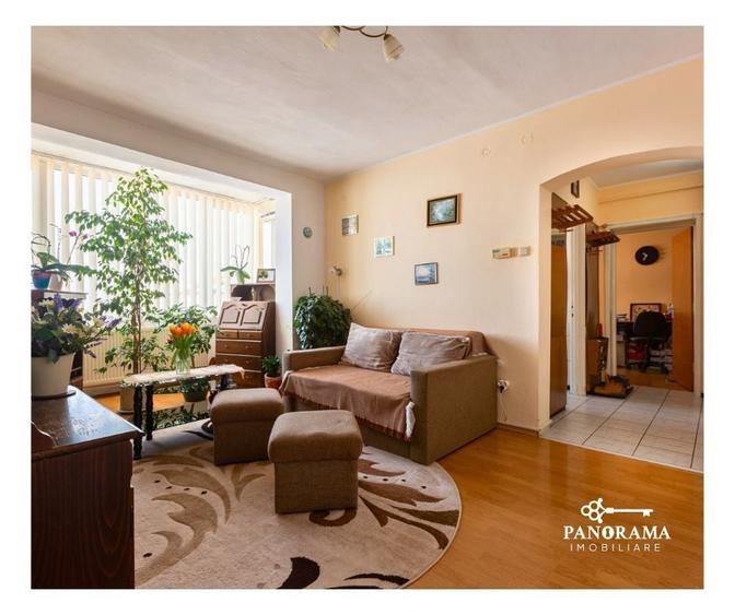 Apartament cu 3 camere de vanzare - 4