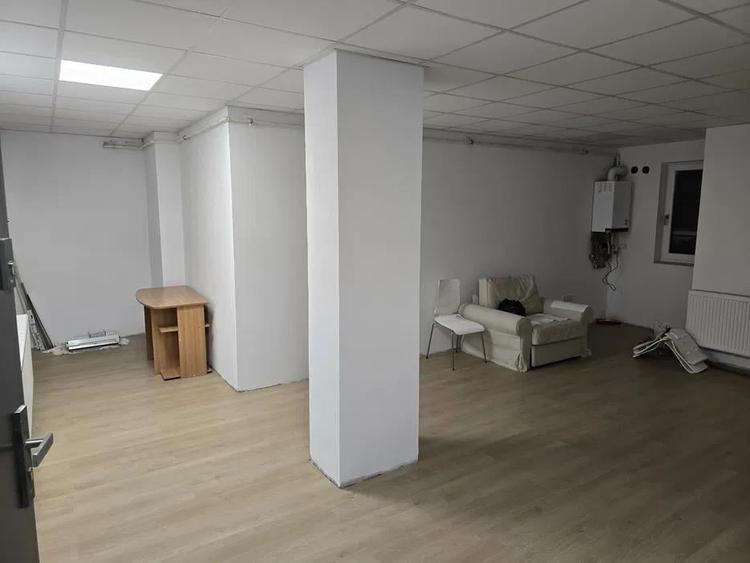 Spatiu birouri/comercial 52mp zona Turnisor - 1