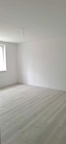 Inchiriez 2 apartamente Rasnov, pretabile sediu firma in Rasnov - 6